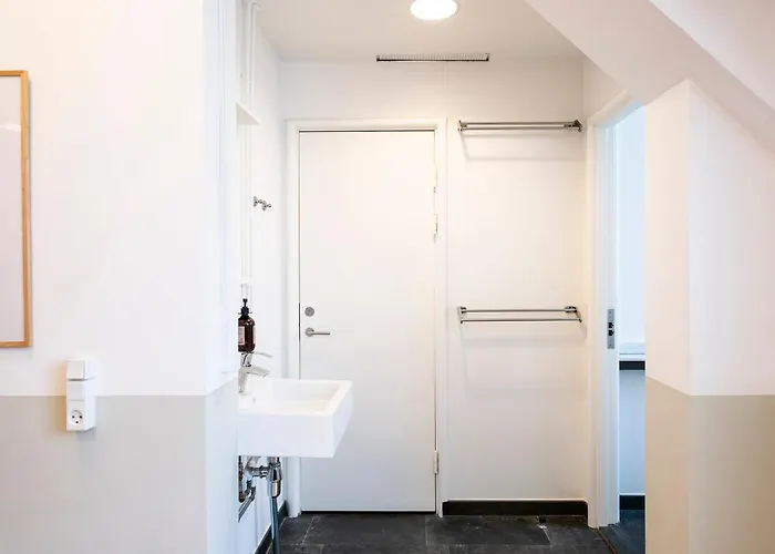 Kings Garden 1 By Daniel&jacob's *