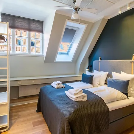 Kings Garden Penthouse - 4br & 2bath - By Daniel&jacob's Apartman