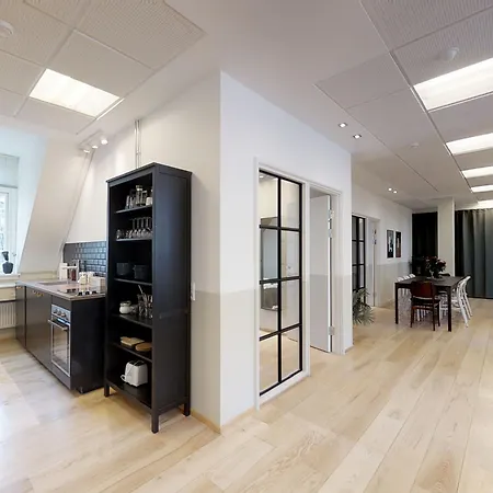 Kings Garden Penthouse - 4br & 2bath - By Daniel&jacob's