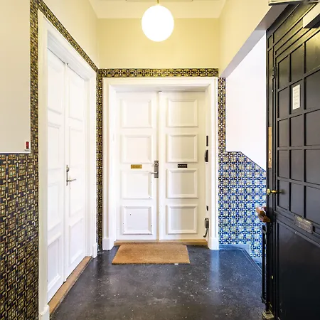 Kings Garden Penthouse - 4br & 2bath - By Daniel&jacob's Lejlighed