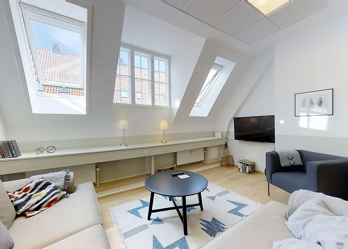 Kings Garden 1 By Daniel&jacob's *