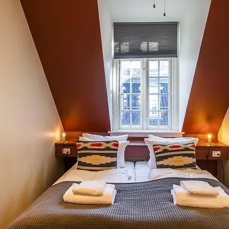Kings Garden Penthouse - 4br & 2bath - By Daniel&jacob's *